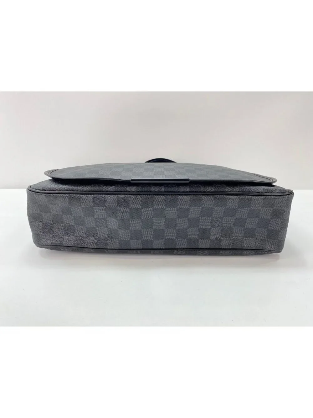 Louis Vuitton Shoulder Bag Daniel MM